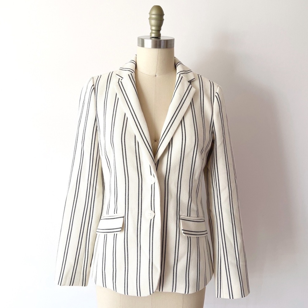 Talbots Aberdeen Blazer Ivory Striped Textured Two Button Jacket Size 2